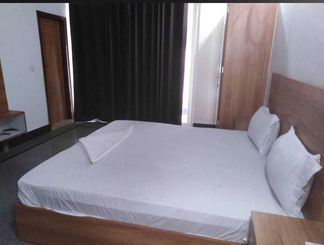 Hotel O Devansh Inn New Delhi Eksteriør bilde